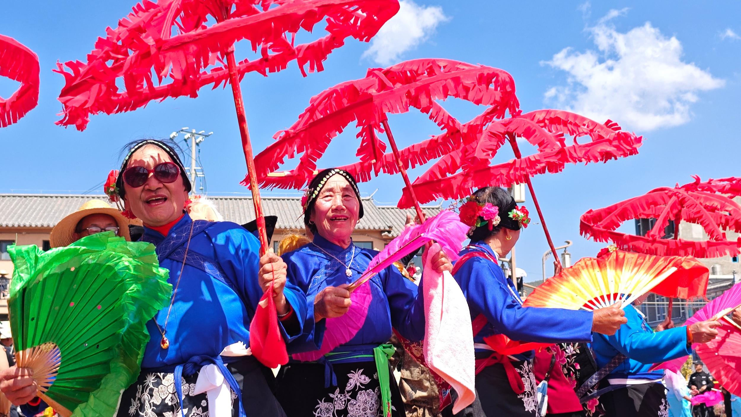 “大脚婆”（弥渡县融媒体中心 供图）